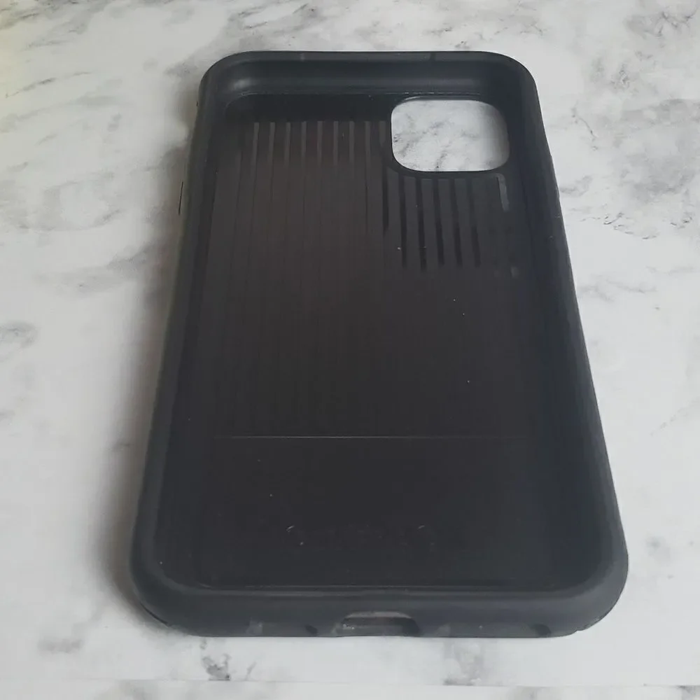 ‎iPhone 11 Otterbox Case Symmetry Series